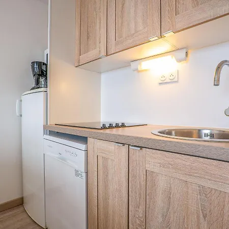 Le Village - C4324 By Interhome شقة Saint-Raphaël