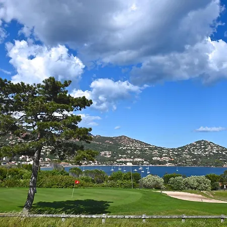 شقة Le Village - C4324 By Interhome Saint-Raphaël