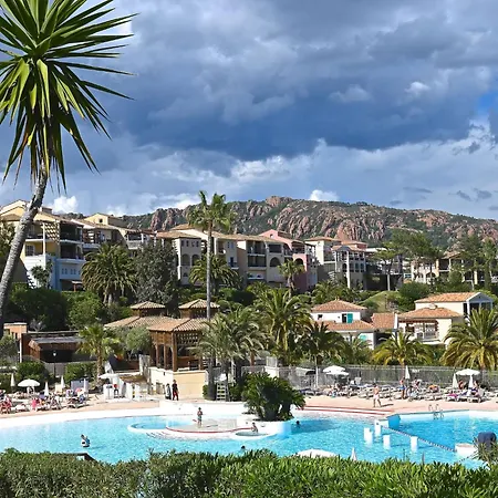 Le Village - C4324 By Interhome شقة Saint-Raphaël