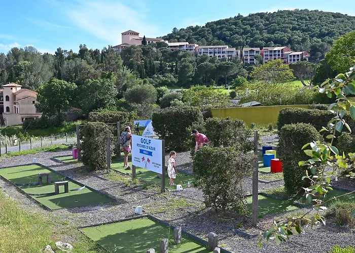 Appartement Le Village - C4324 By Interhome Saint-Raphaël